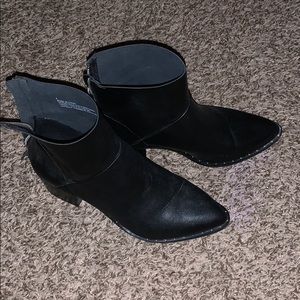 American Eagle Booties